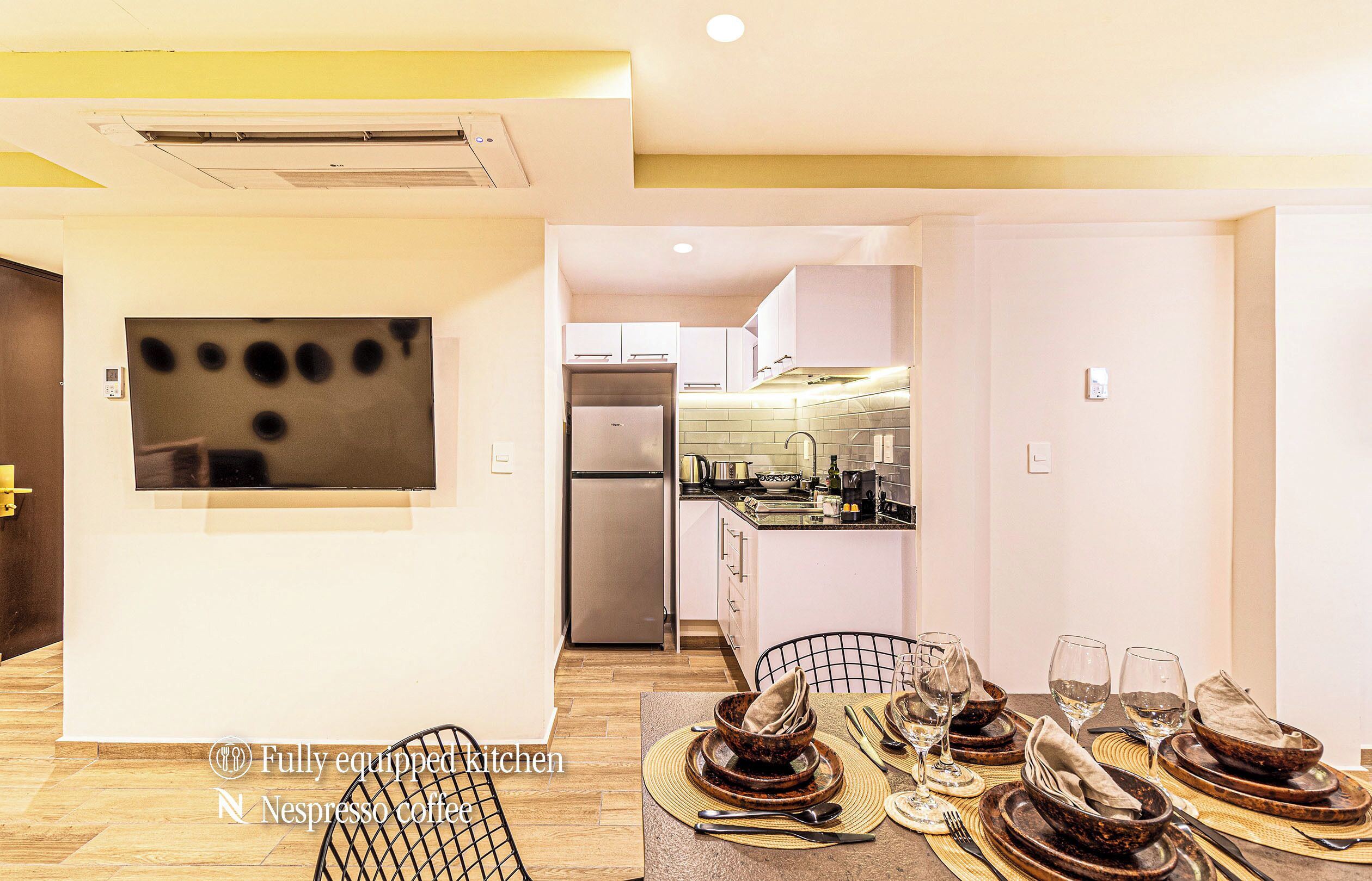 Grand Chapultepec by Kukun