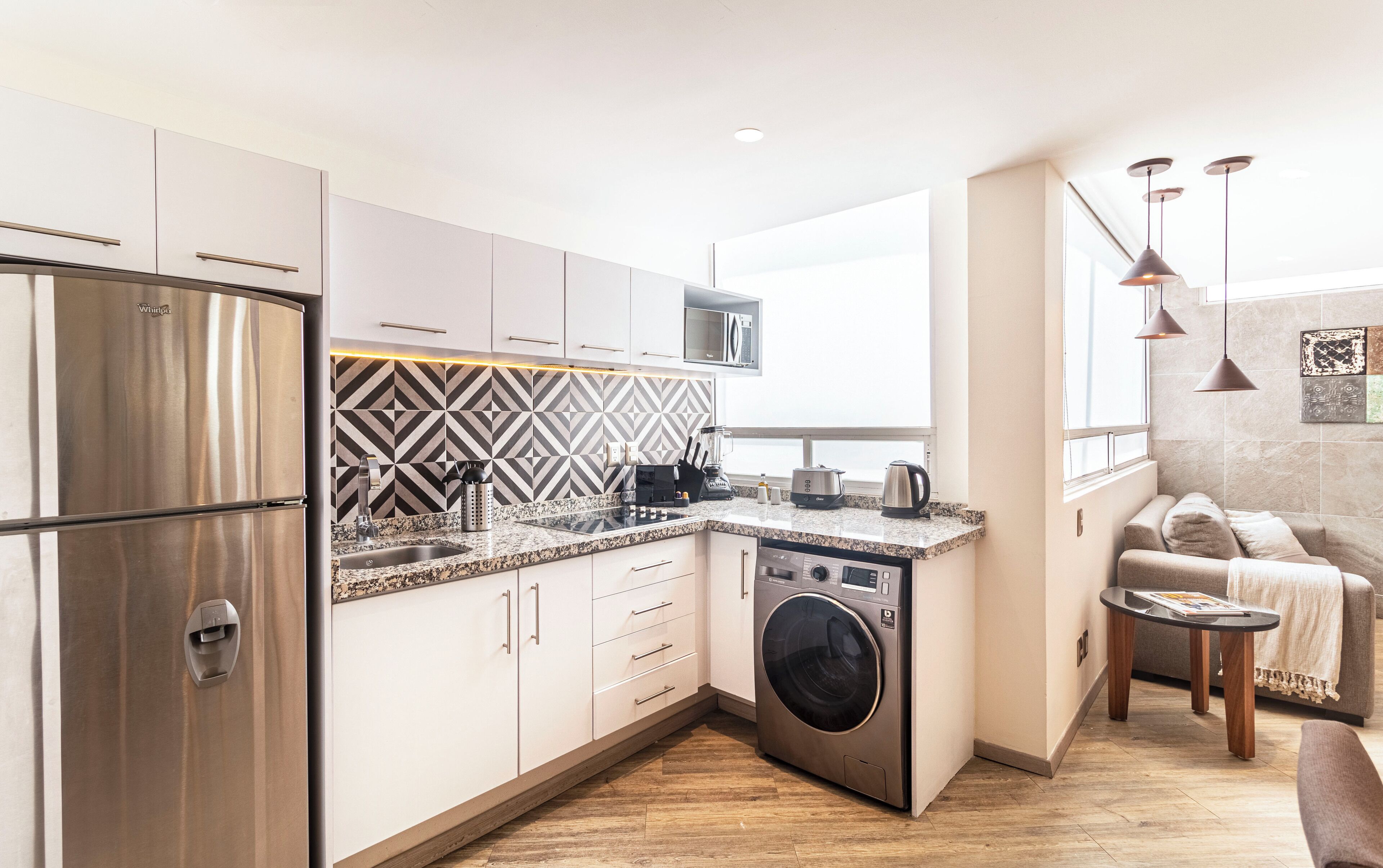 Grand Chapultepec by Kukun