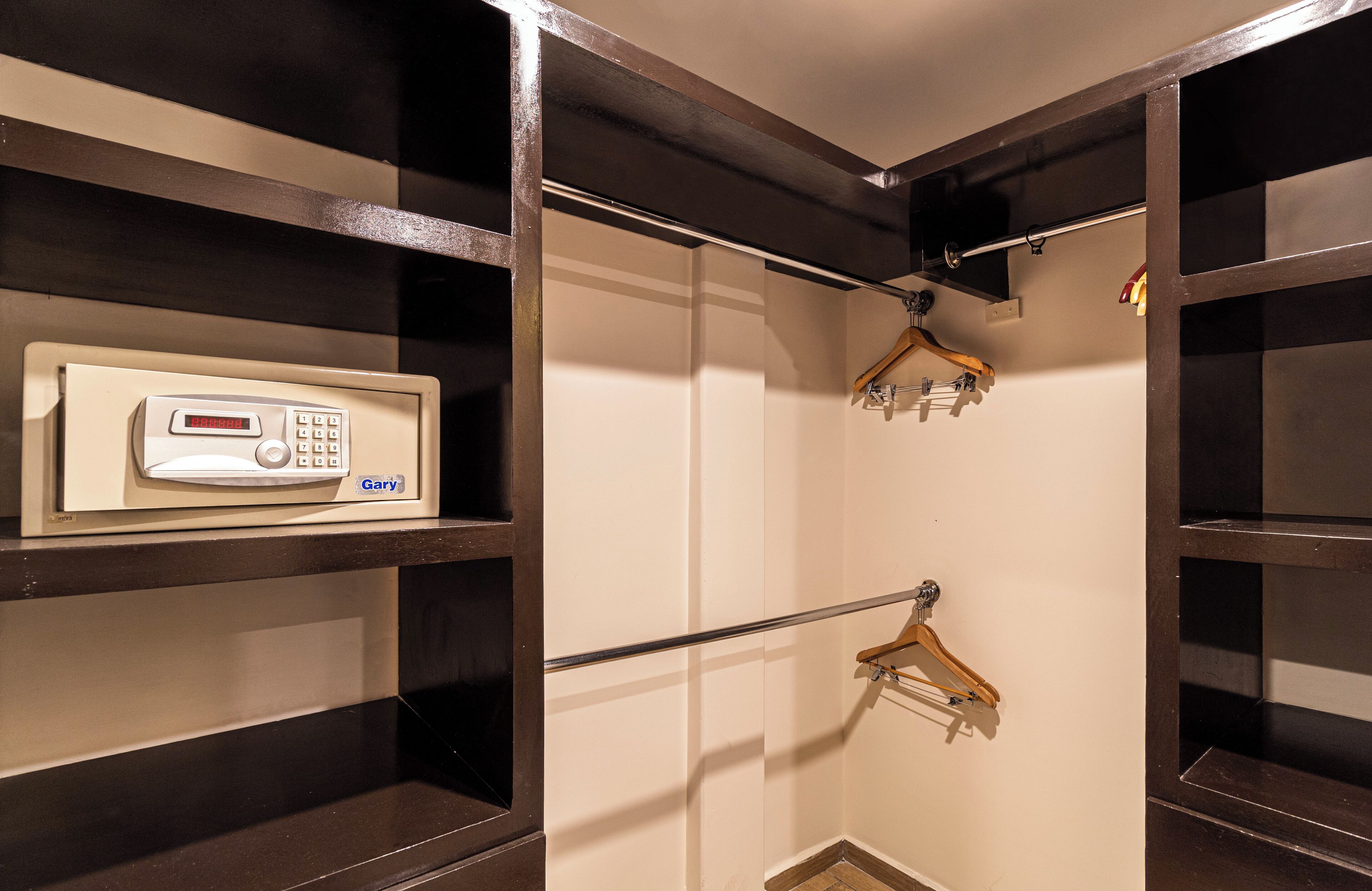 Grand Chapultepec by Kukun