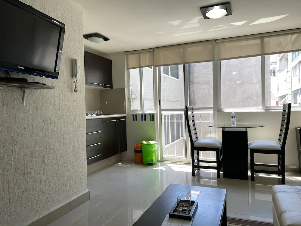Grupo Kings Suites Chimborazo 567