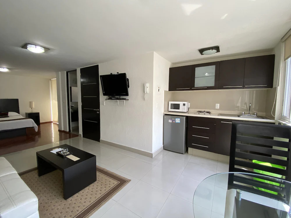 Grupo Kings Suites Chimborazo 567