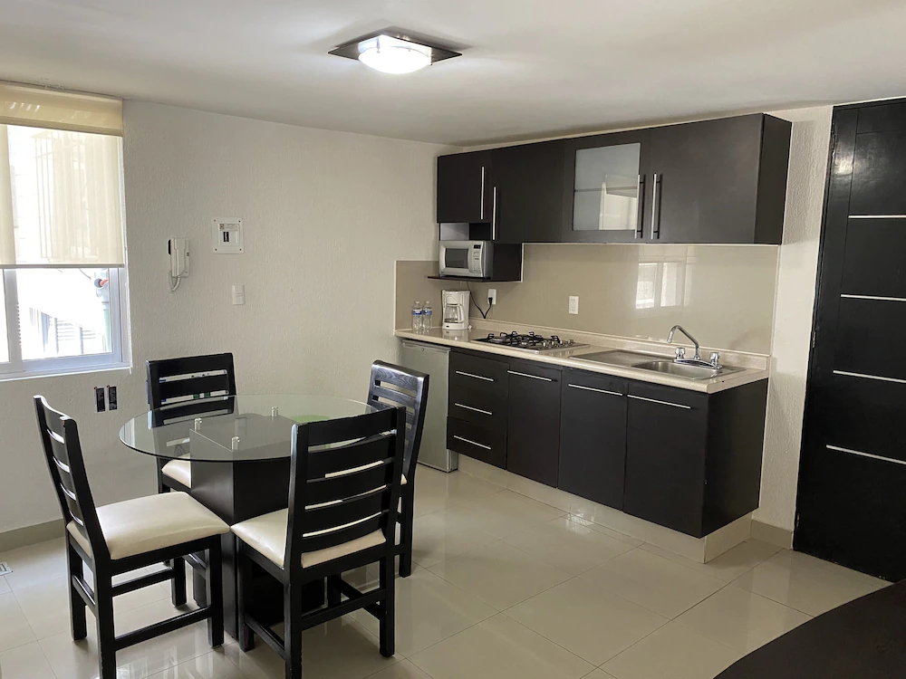 Grupo Kings Suites Chimborazo 567