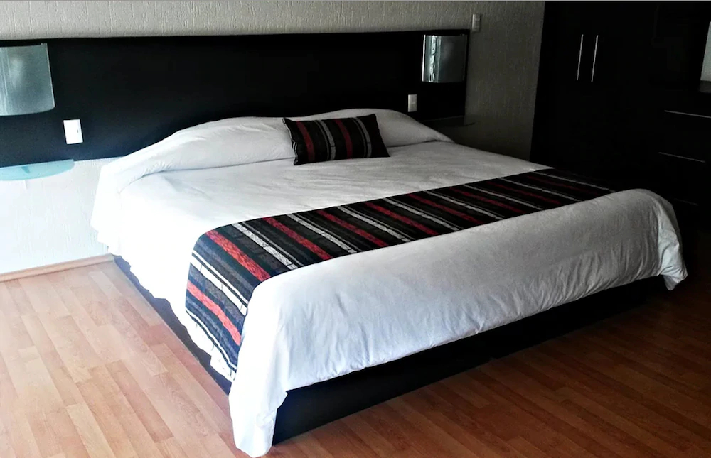 Grupo Kings Suites Platon 436