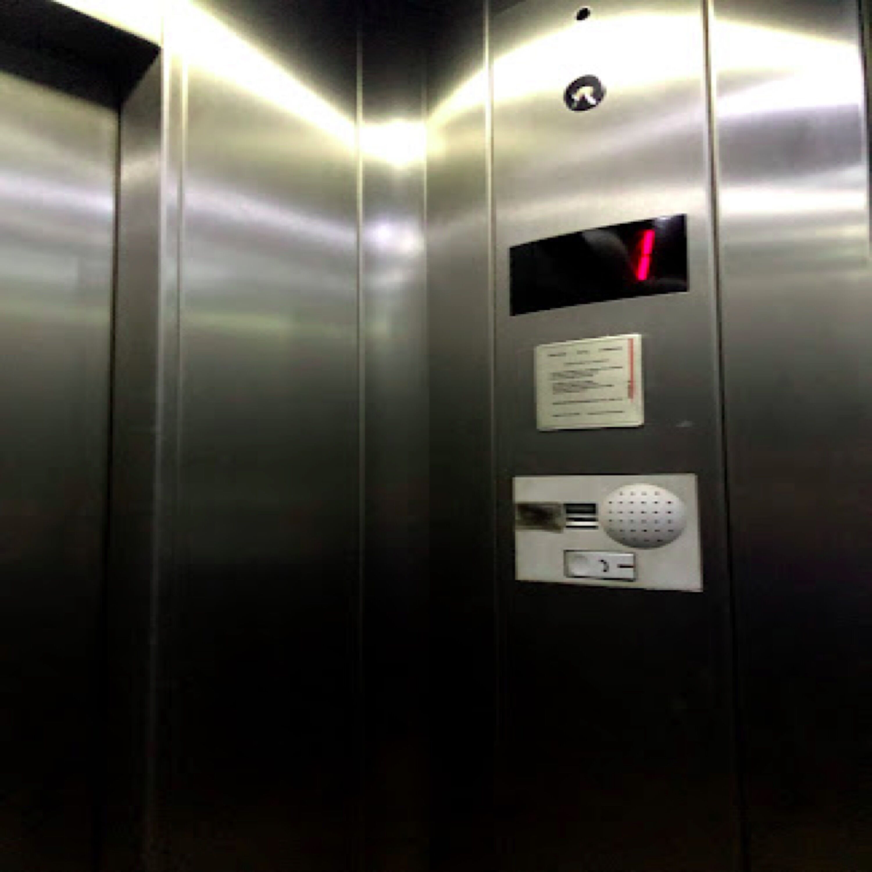 Hm Hotel Y Suites Plaza