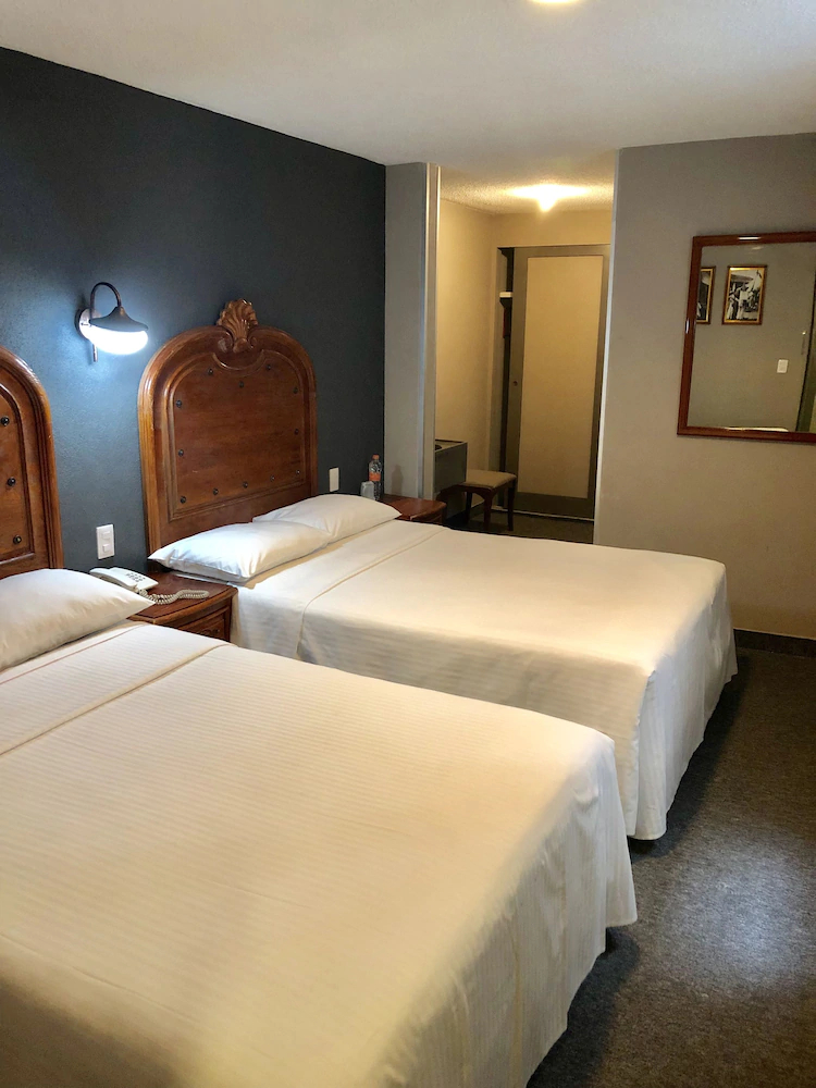 Hotel Canada