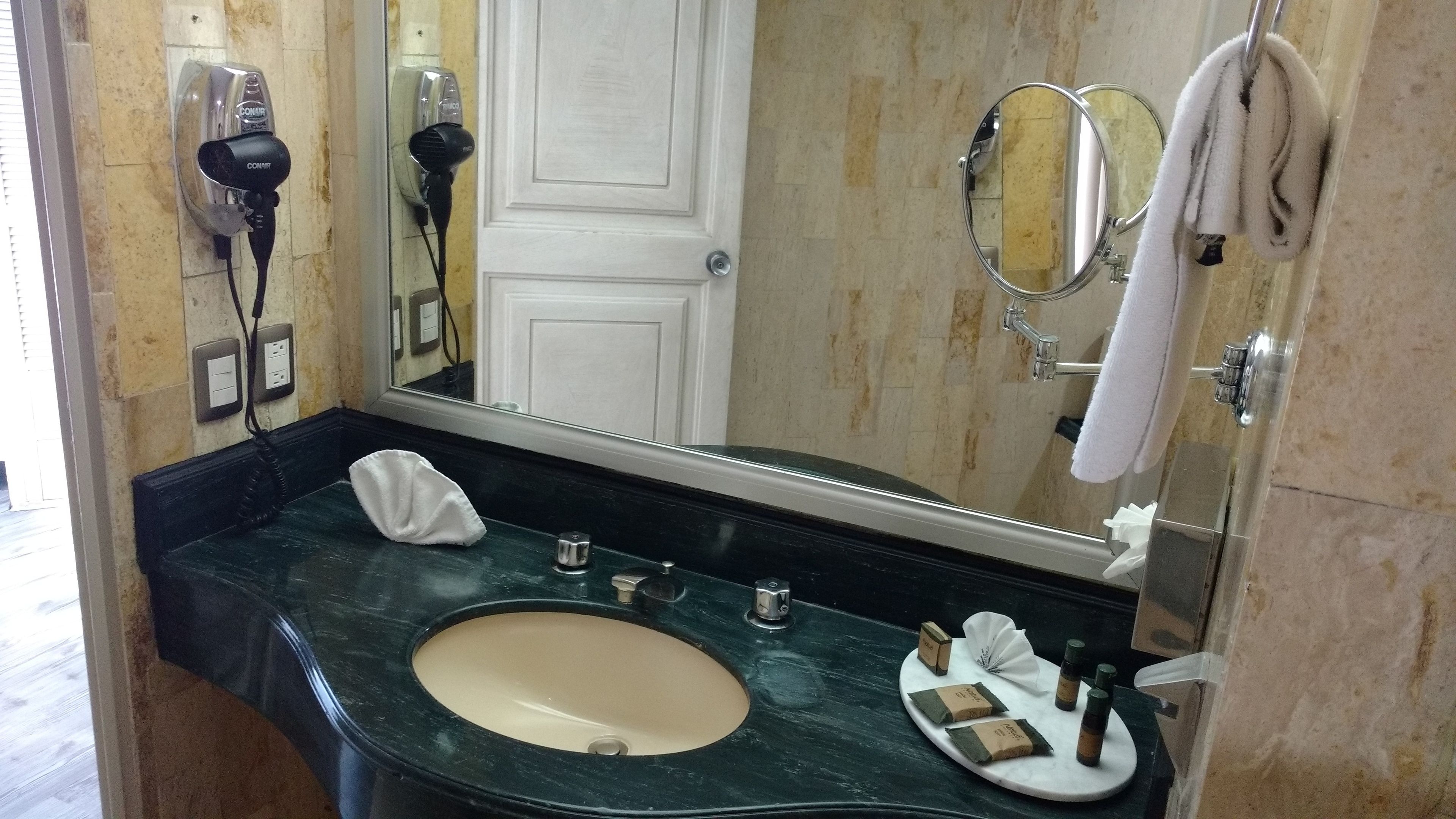 Hotel Century Zona Rosa