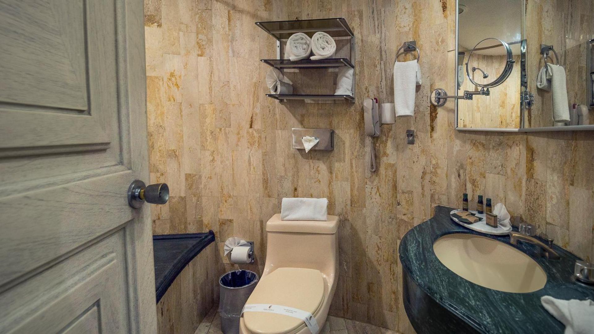 Hotel Century Zona Rosa