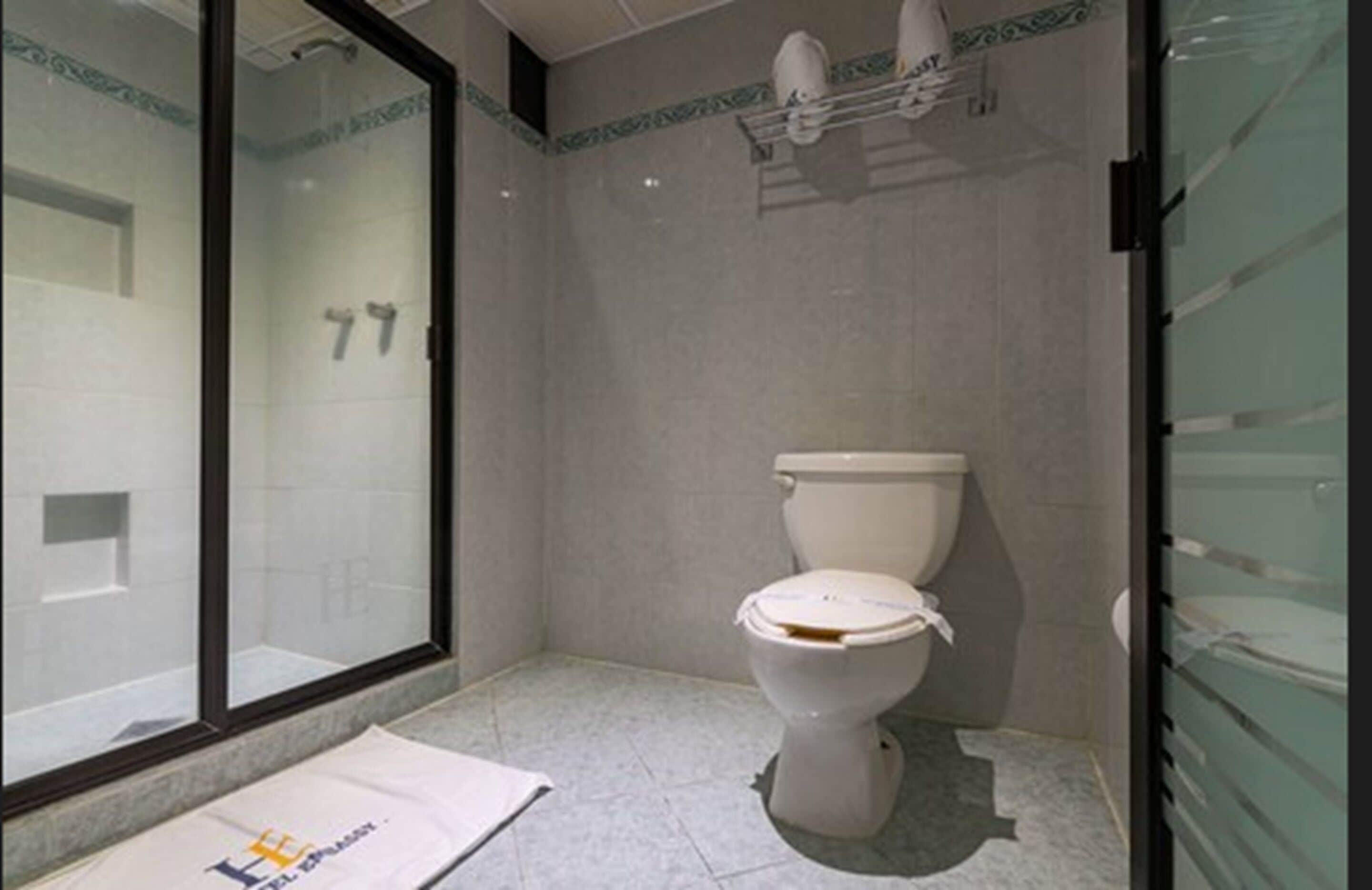 Hotel Embassy