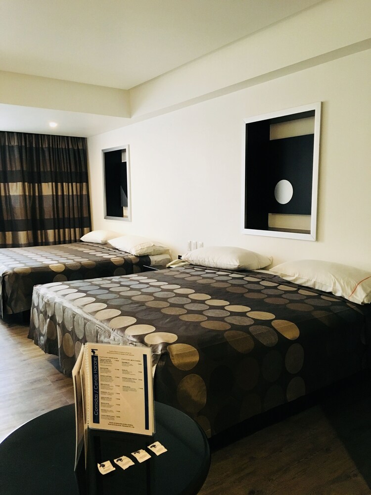 Hotel Harare
