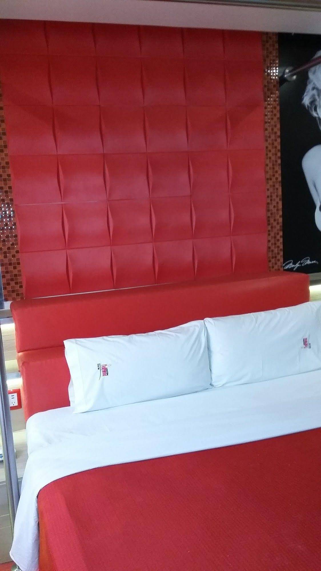 Hotel Hollywood