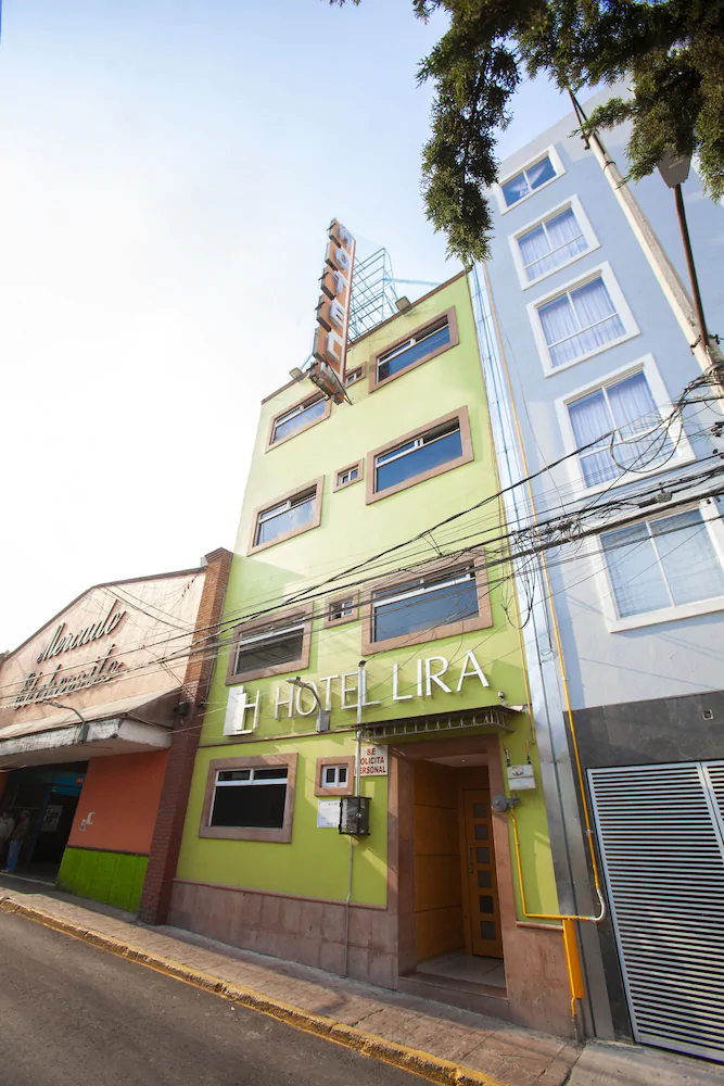 Hotel Lira