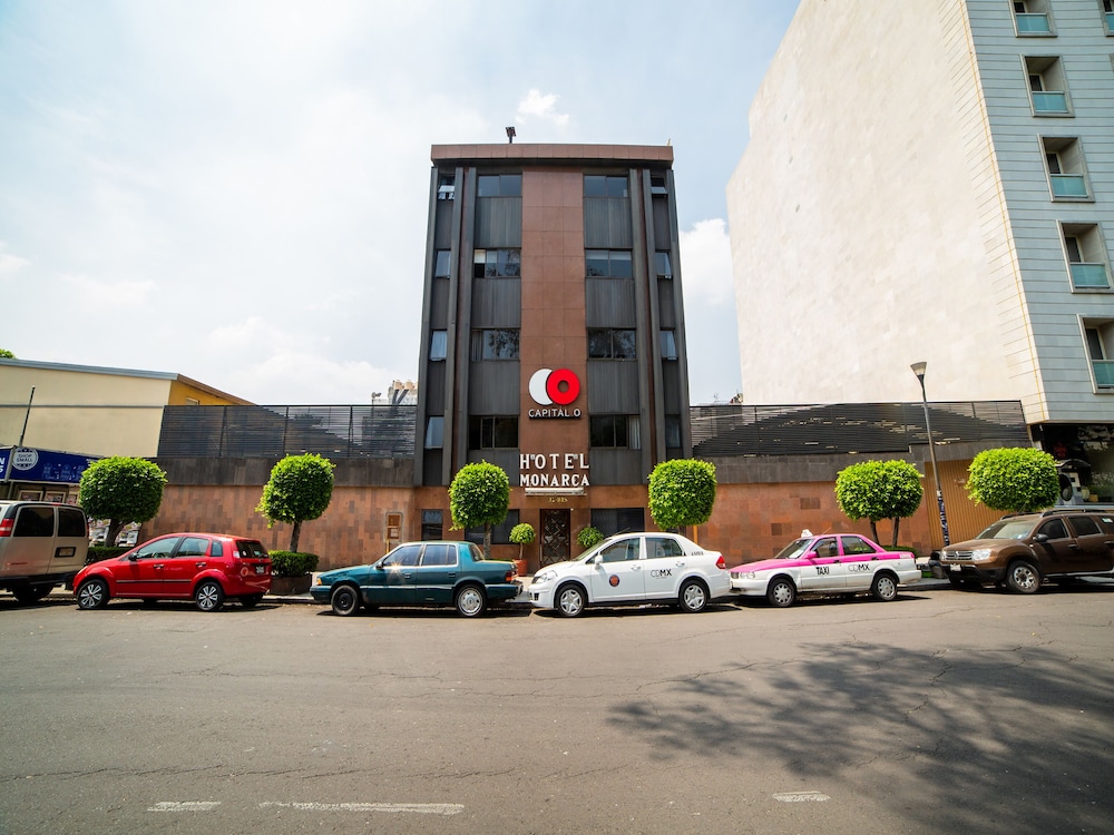 Hotel Monarca