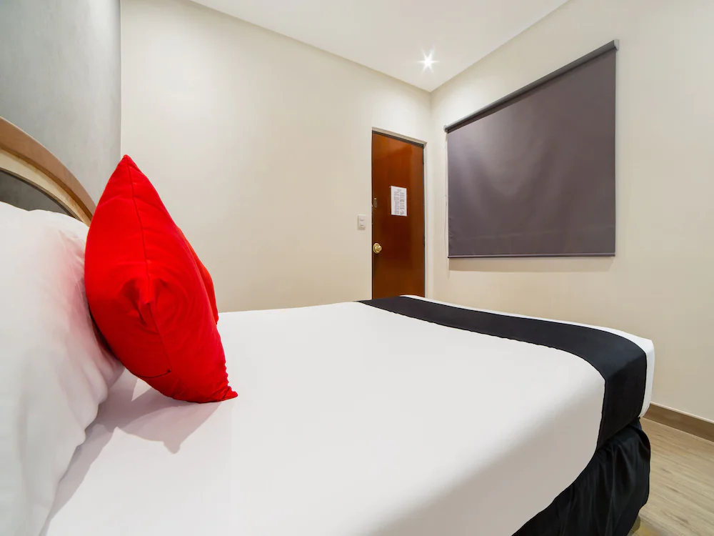 Hotel Monarca