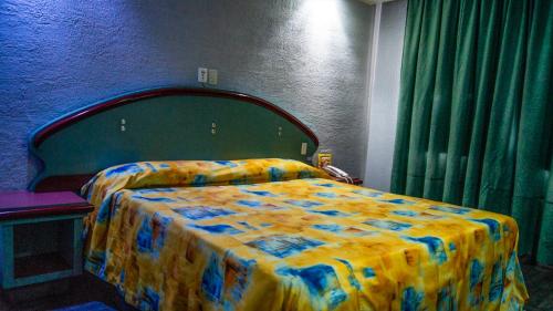 Hotel Muy-Adults-Only