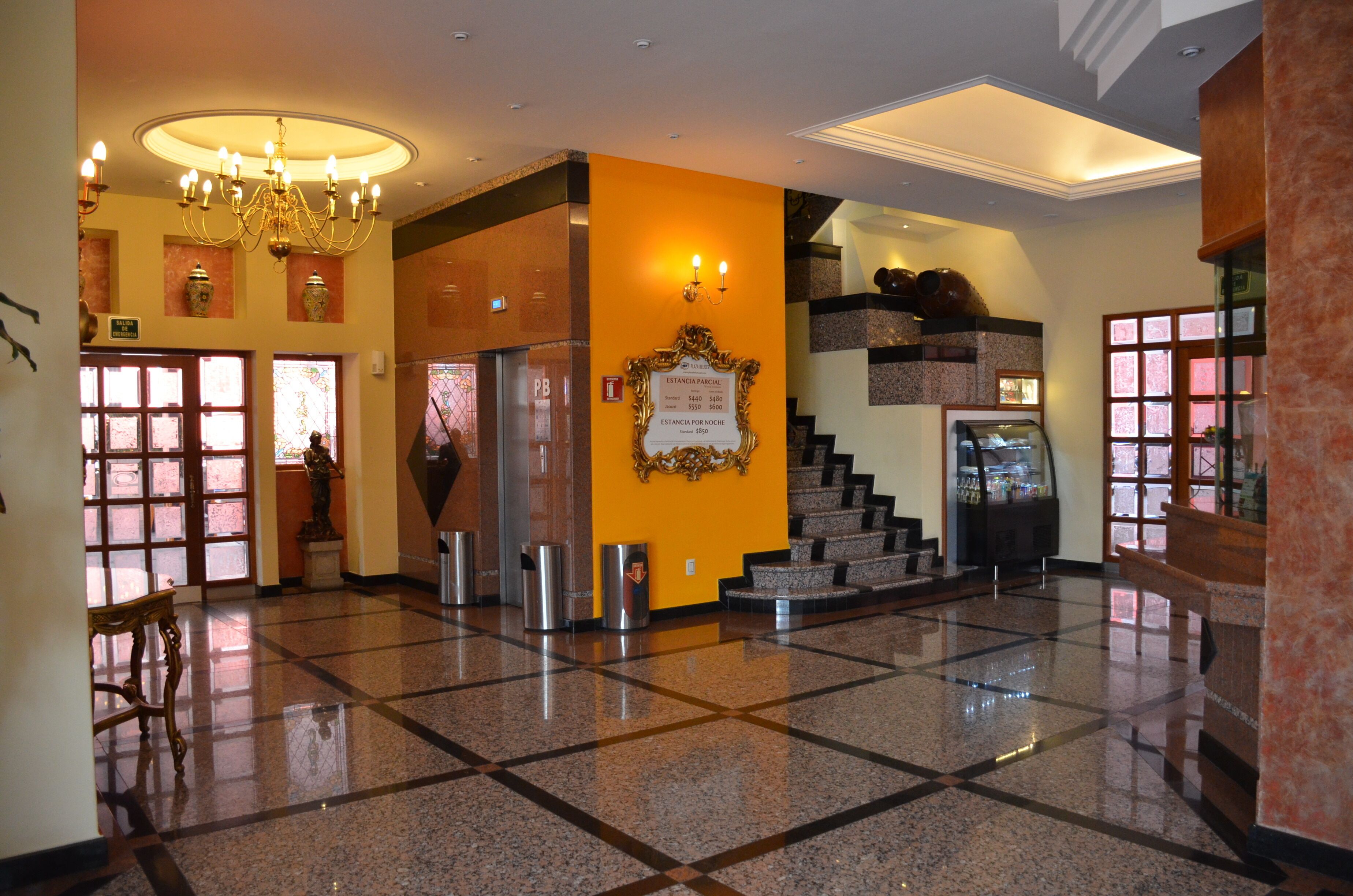 Hotel Plaza Belices