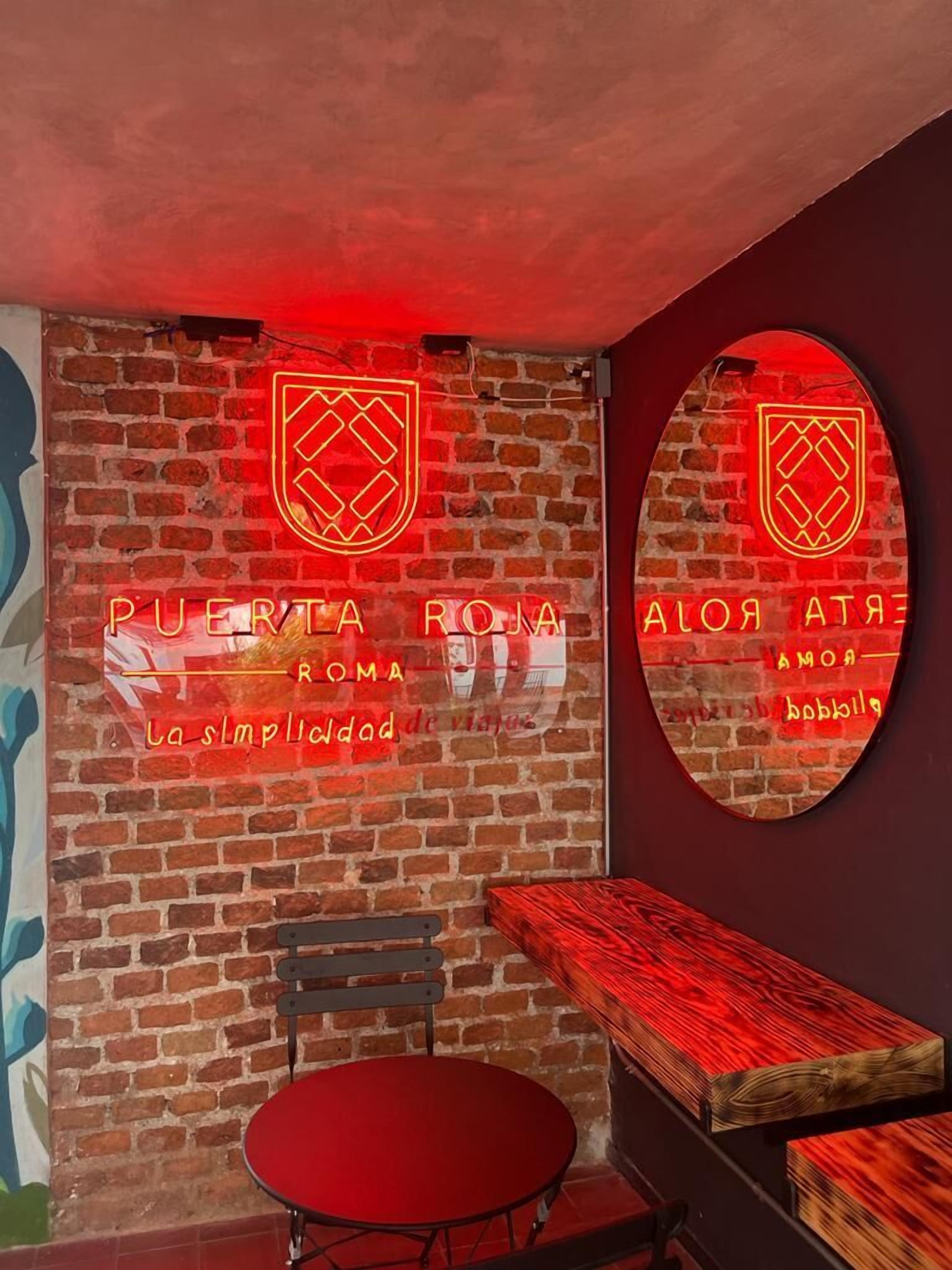 Hotel Puerta Roja Rome