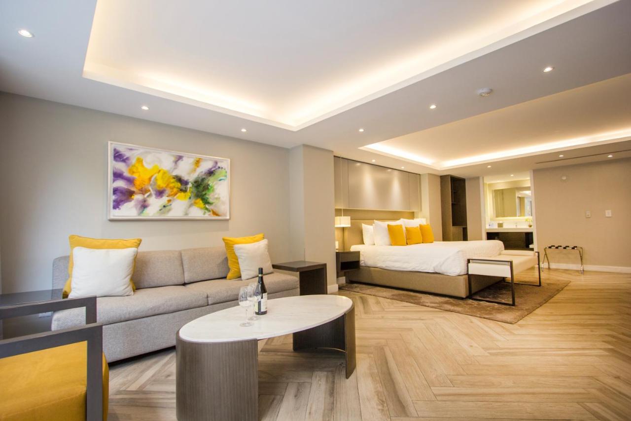 ISAAYA Hotel Boutique