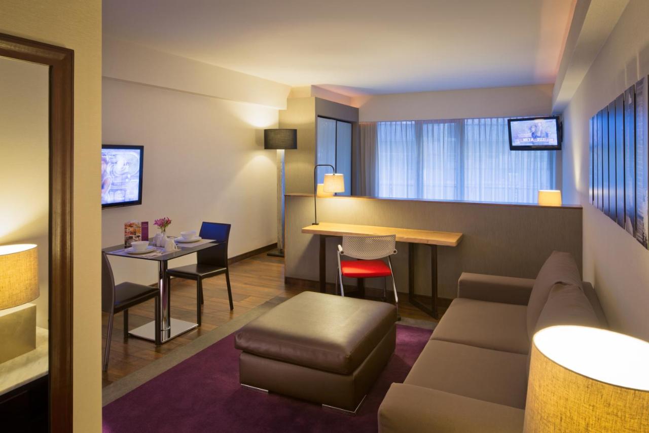 Las Suites