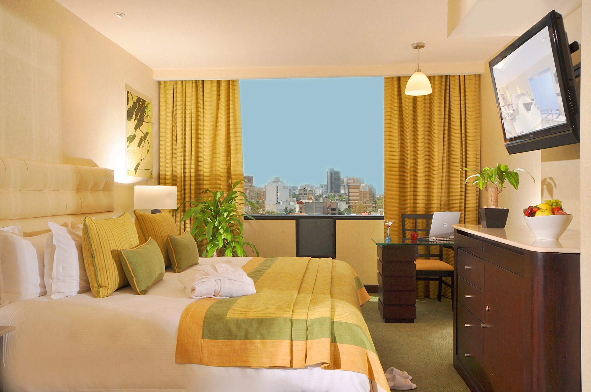 Marquis Reforma