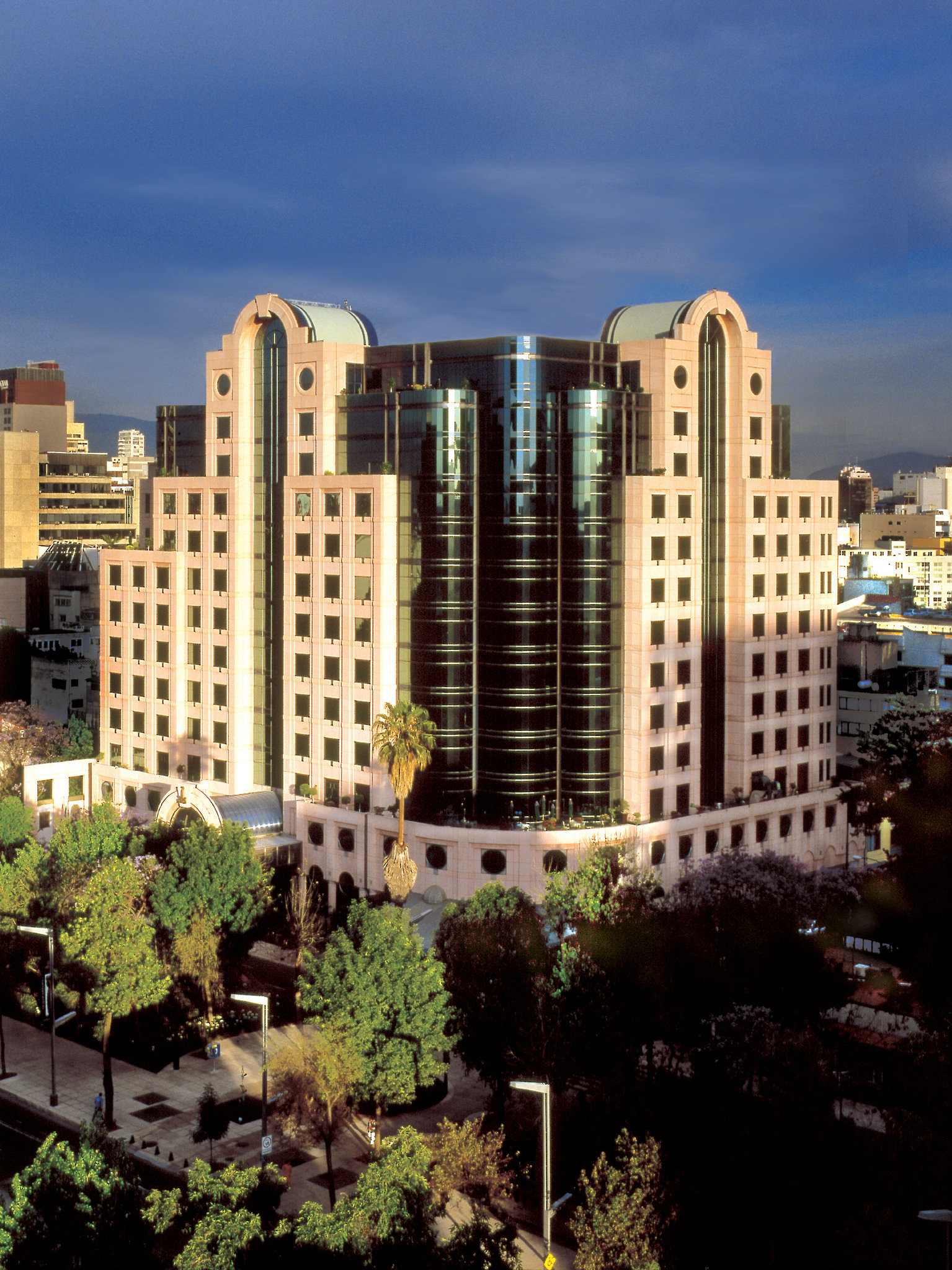 Marquis Reforma