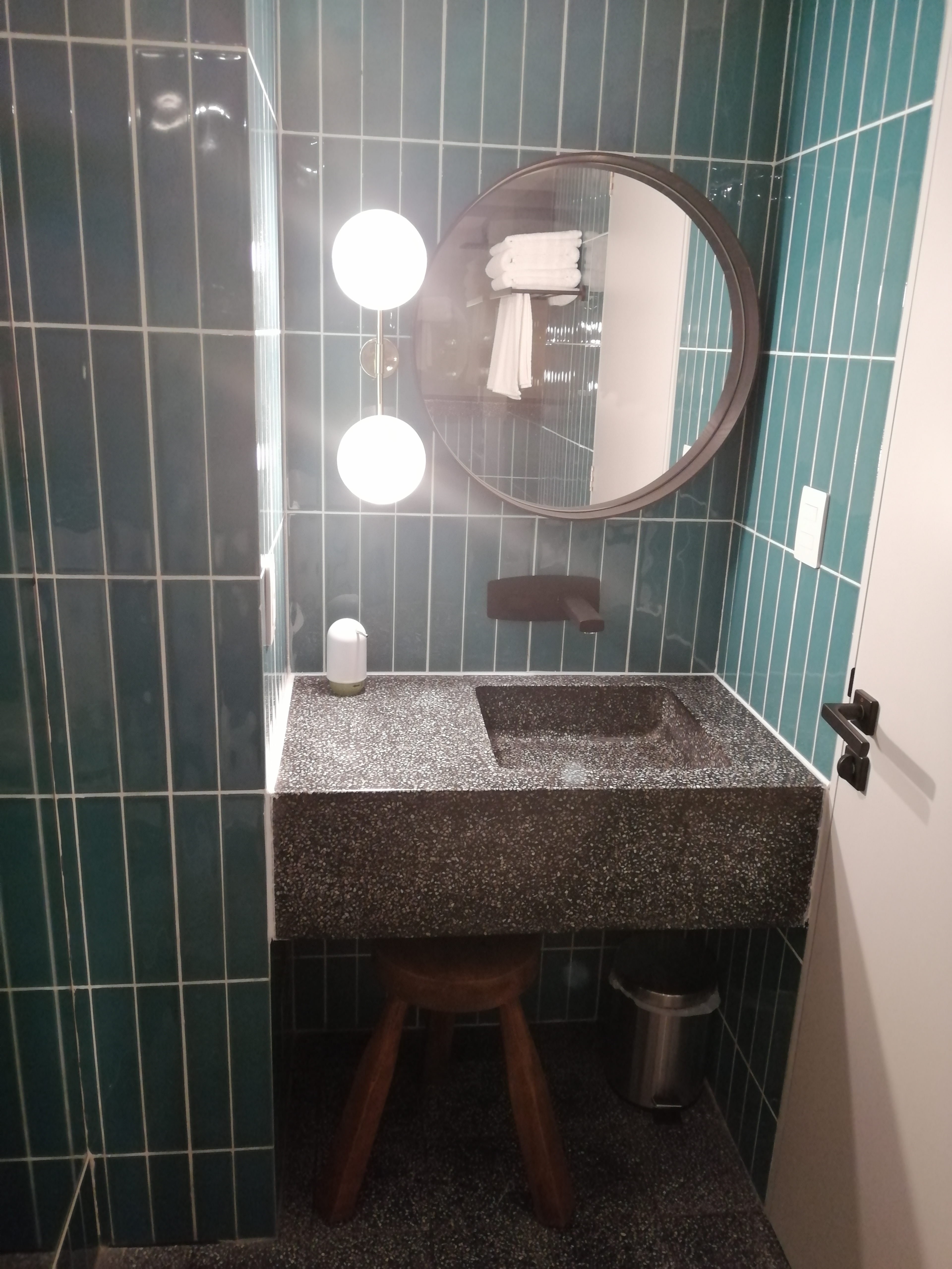 Mo 47 by OYO Rooms