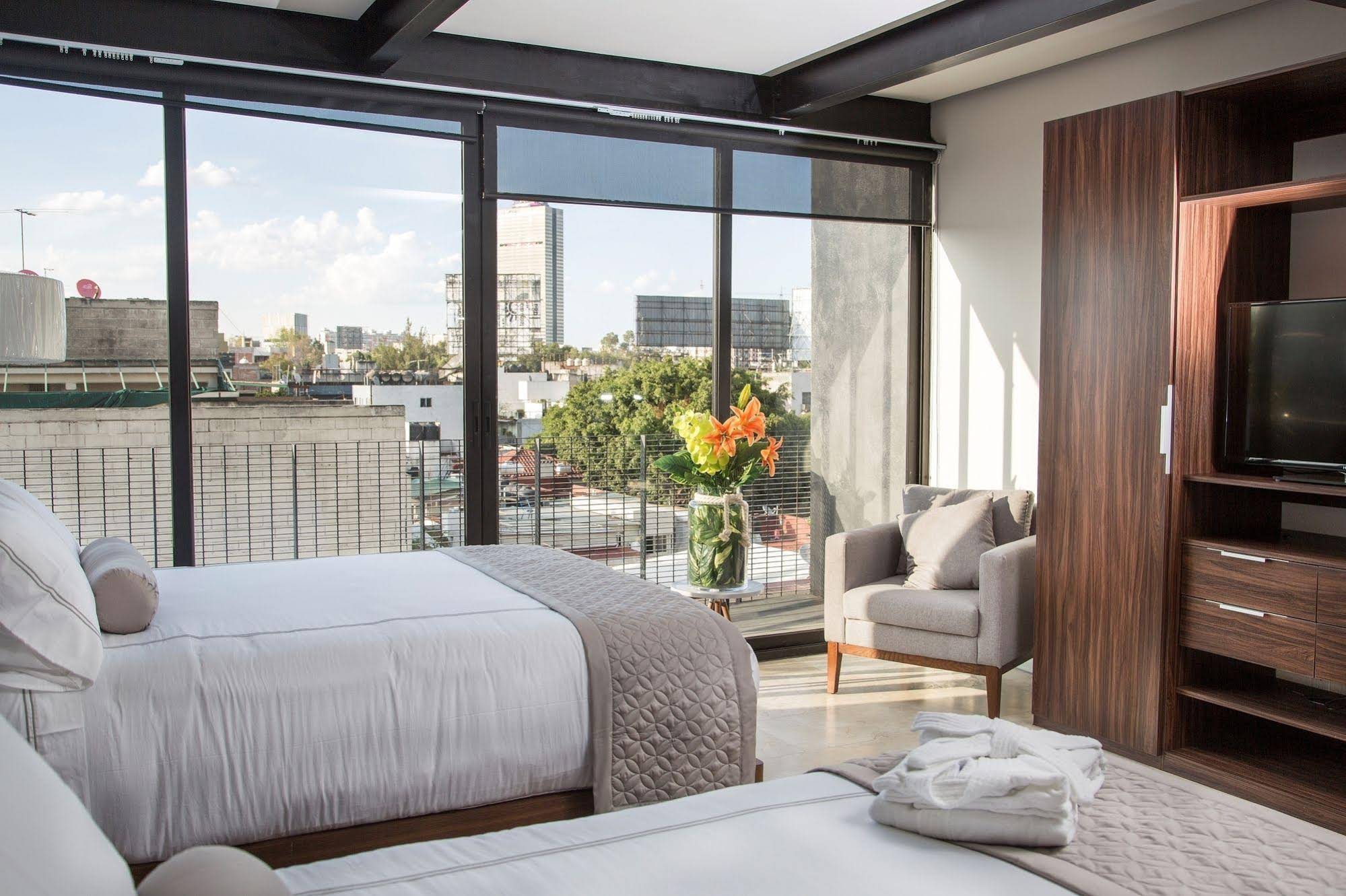 Mx Grand Suites