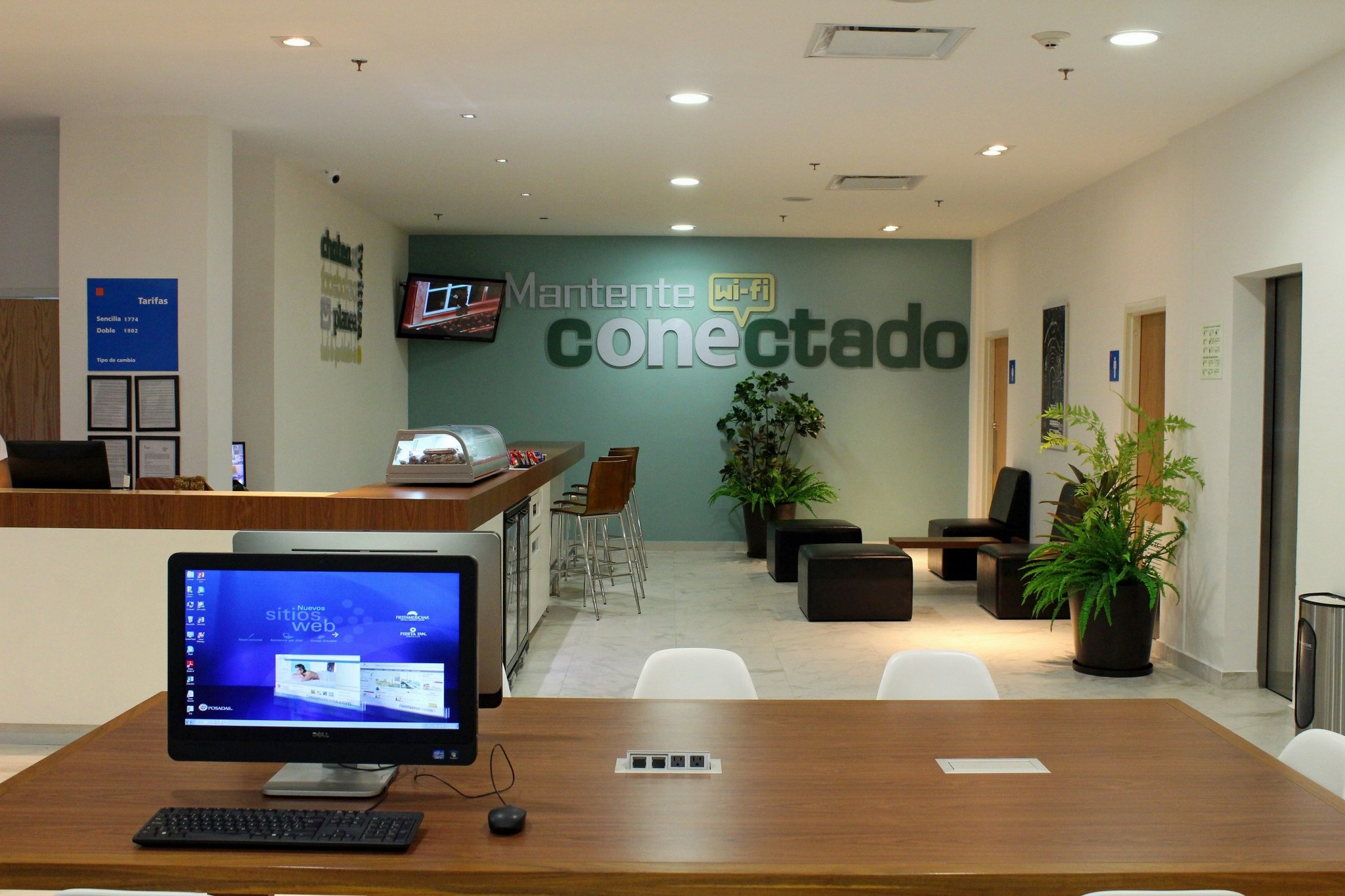 One Cuautitlán