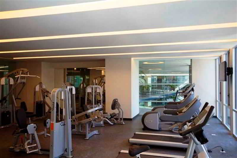Plaza Suites