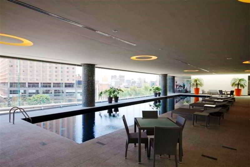 Plaza Suites
