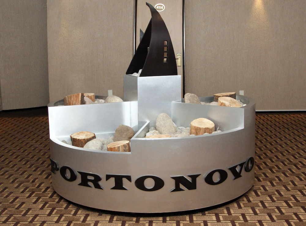 Porto Novo Hotel & Suites