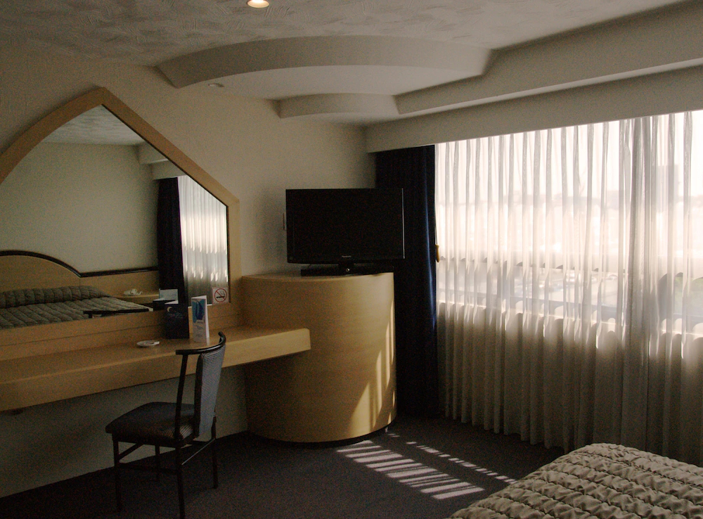 Porto Novo Hotel & Suites