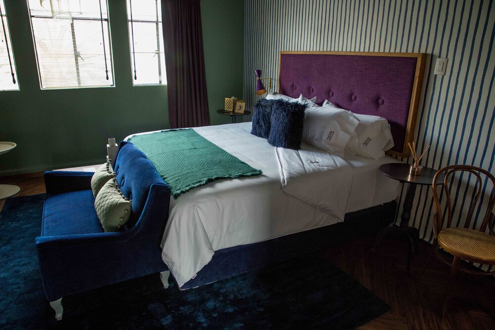 Pug Seal Anatole France