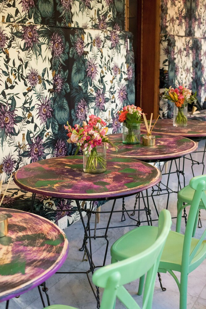 Pug Seal Anatole France