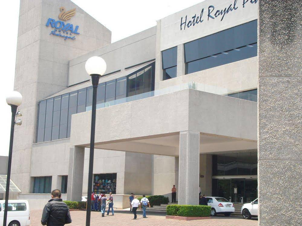 Royal Pedregal