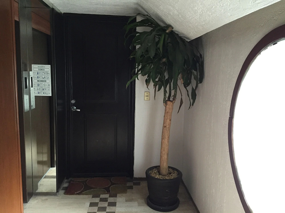 Shakespeare Apartment