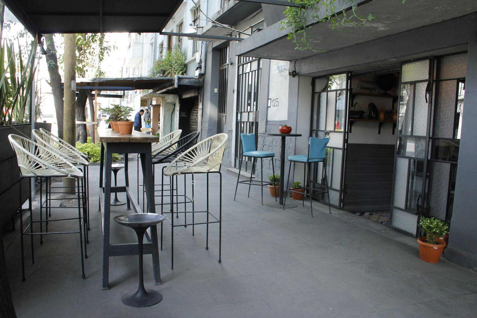 Stayinn Barefoot Condesa