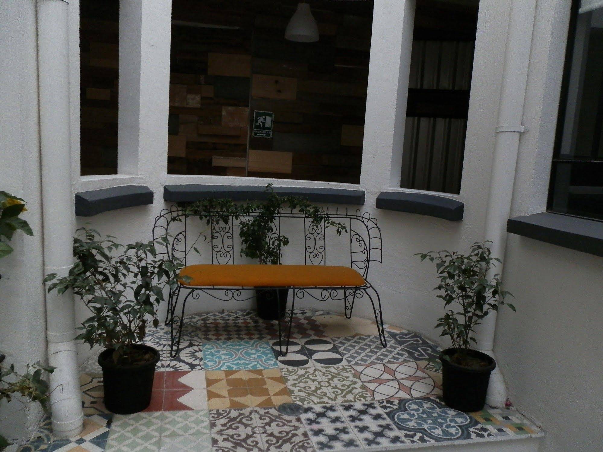 Stayinn Barefoot Condesa
