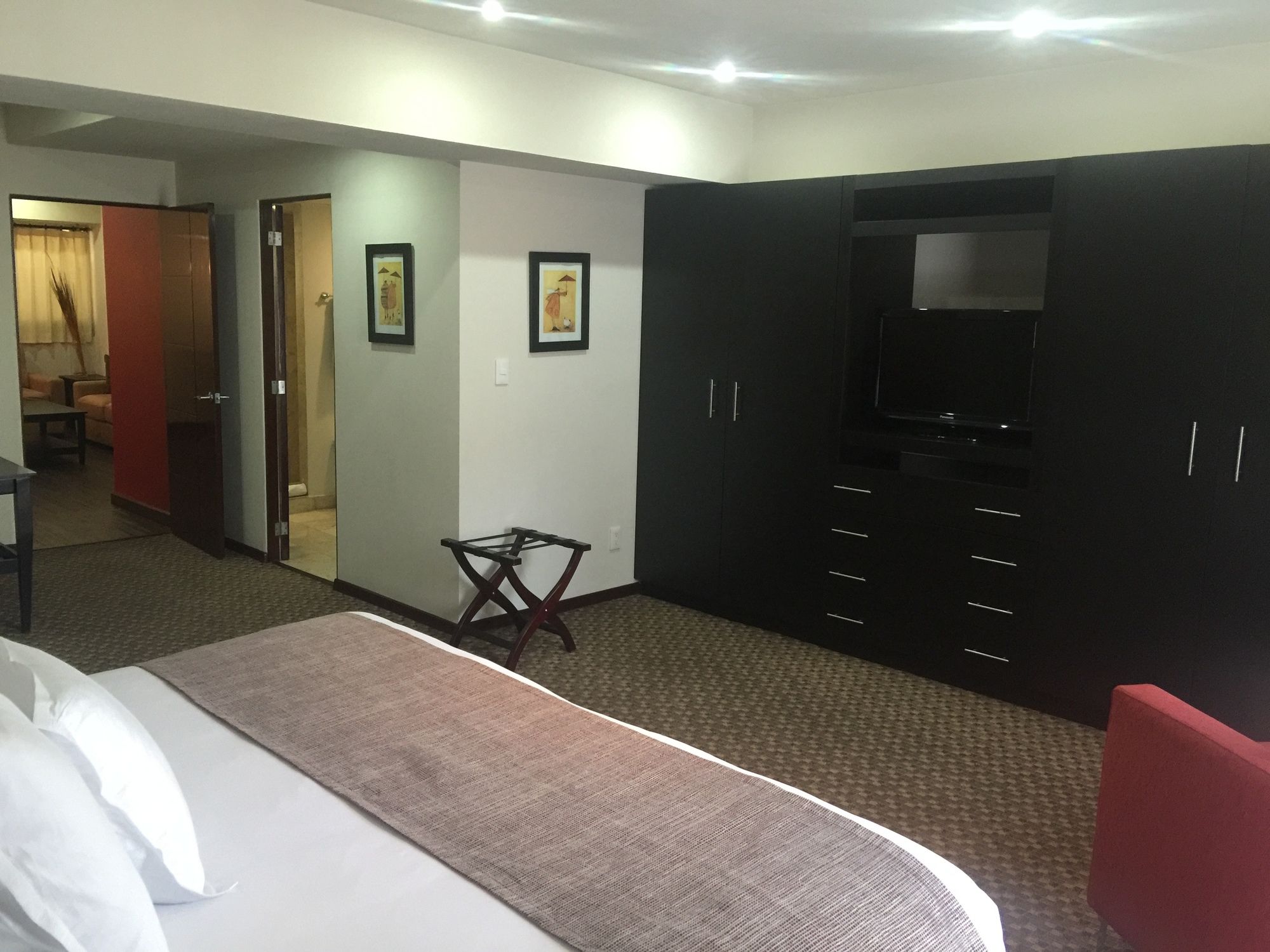 St Isidro Corporate Housing