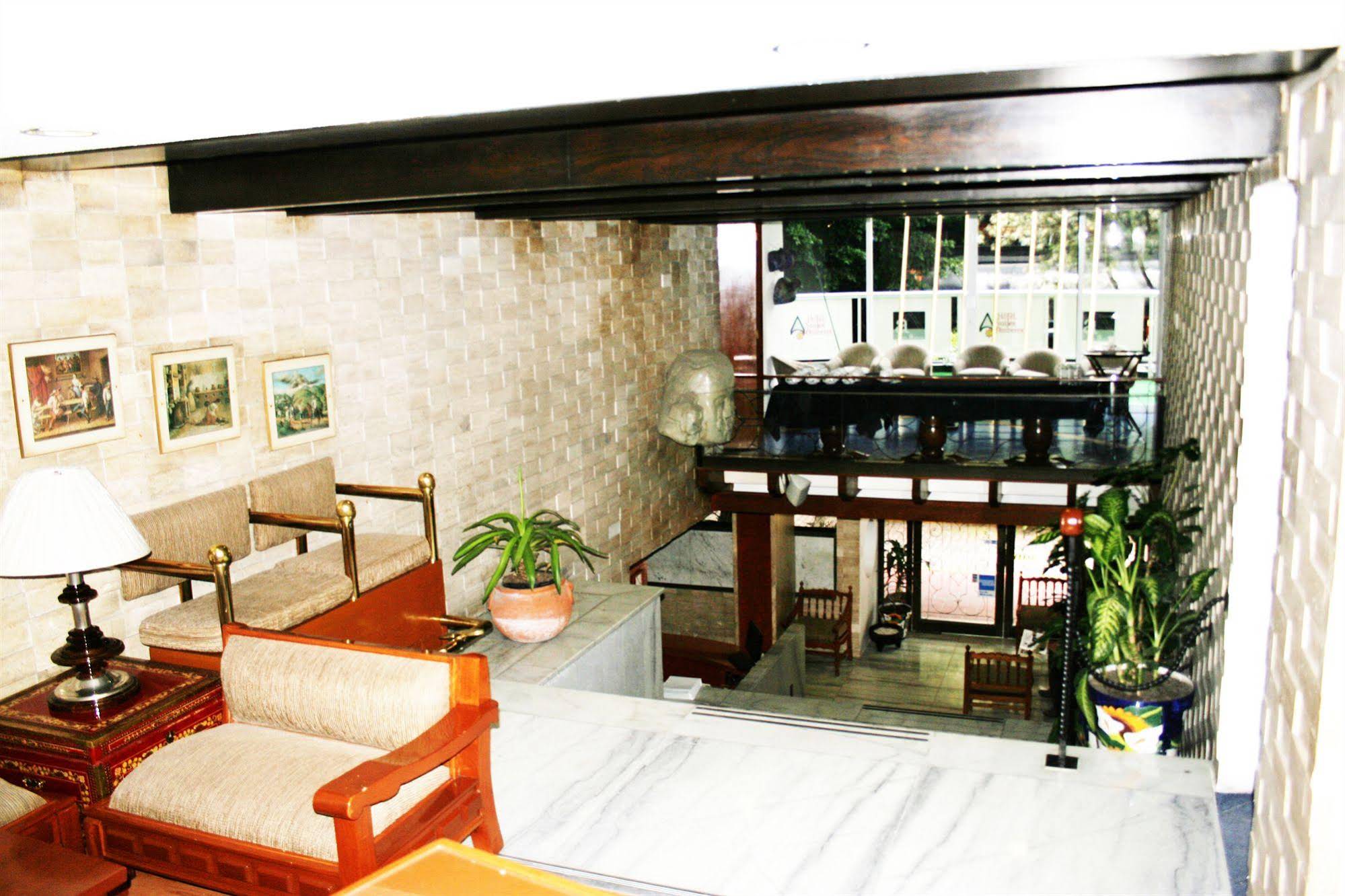Suites Amberes