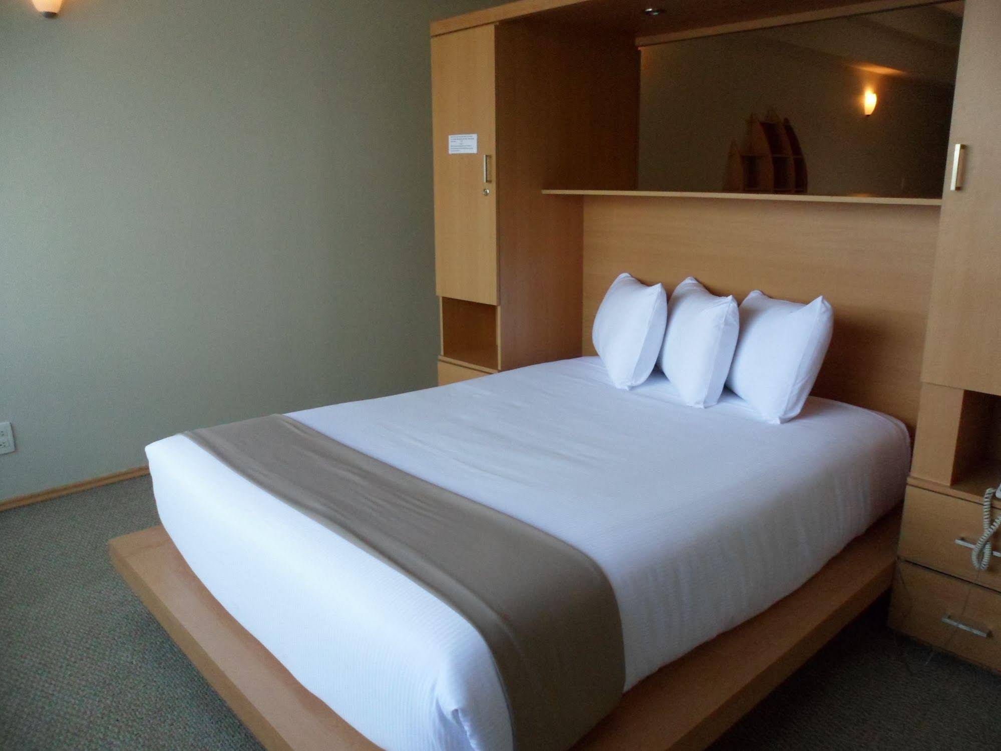 Suites Capri – Reforma 410