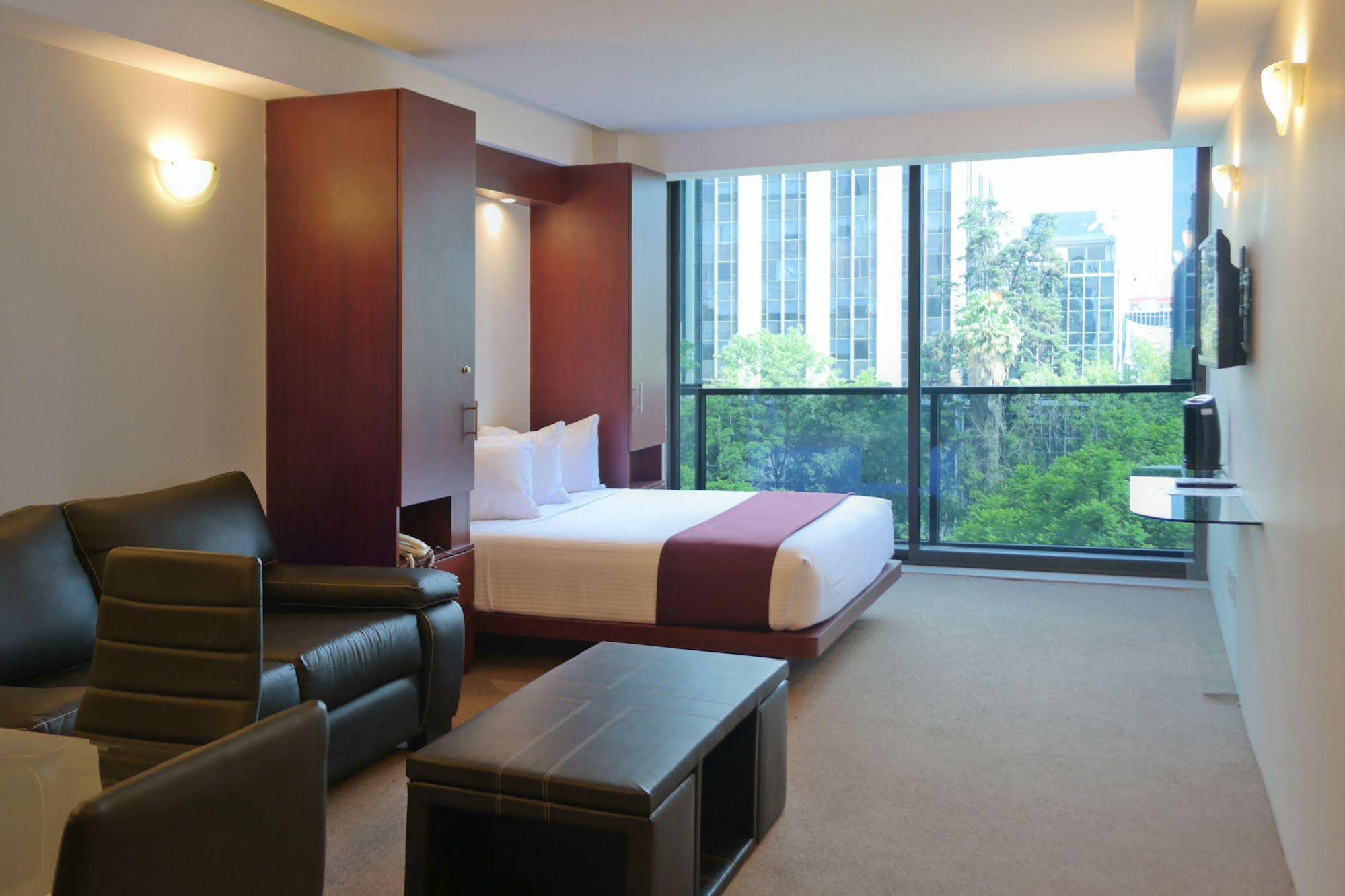 Suites Capri - Reforma Ángel 380