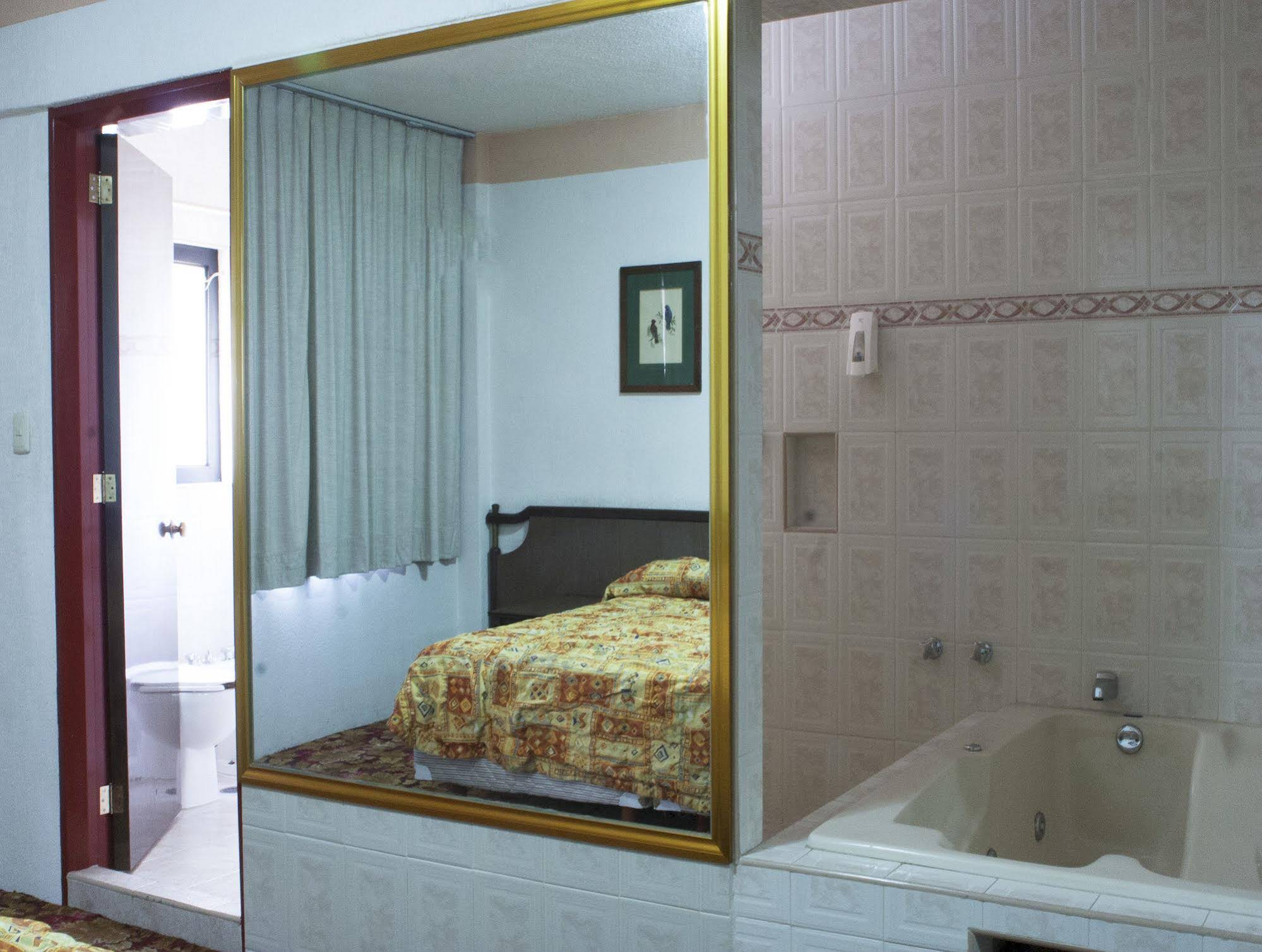 Suites Madrid 11