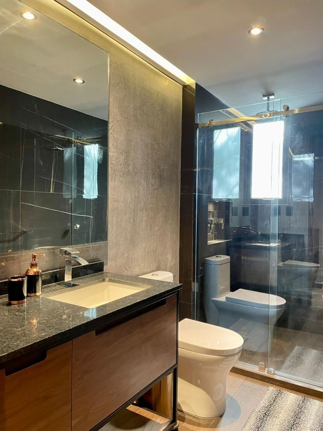 Suites Mine