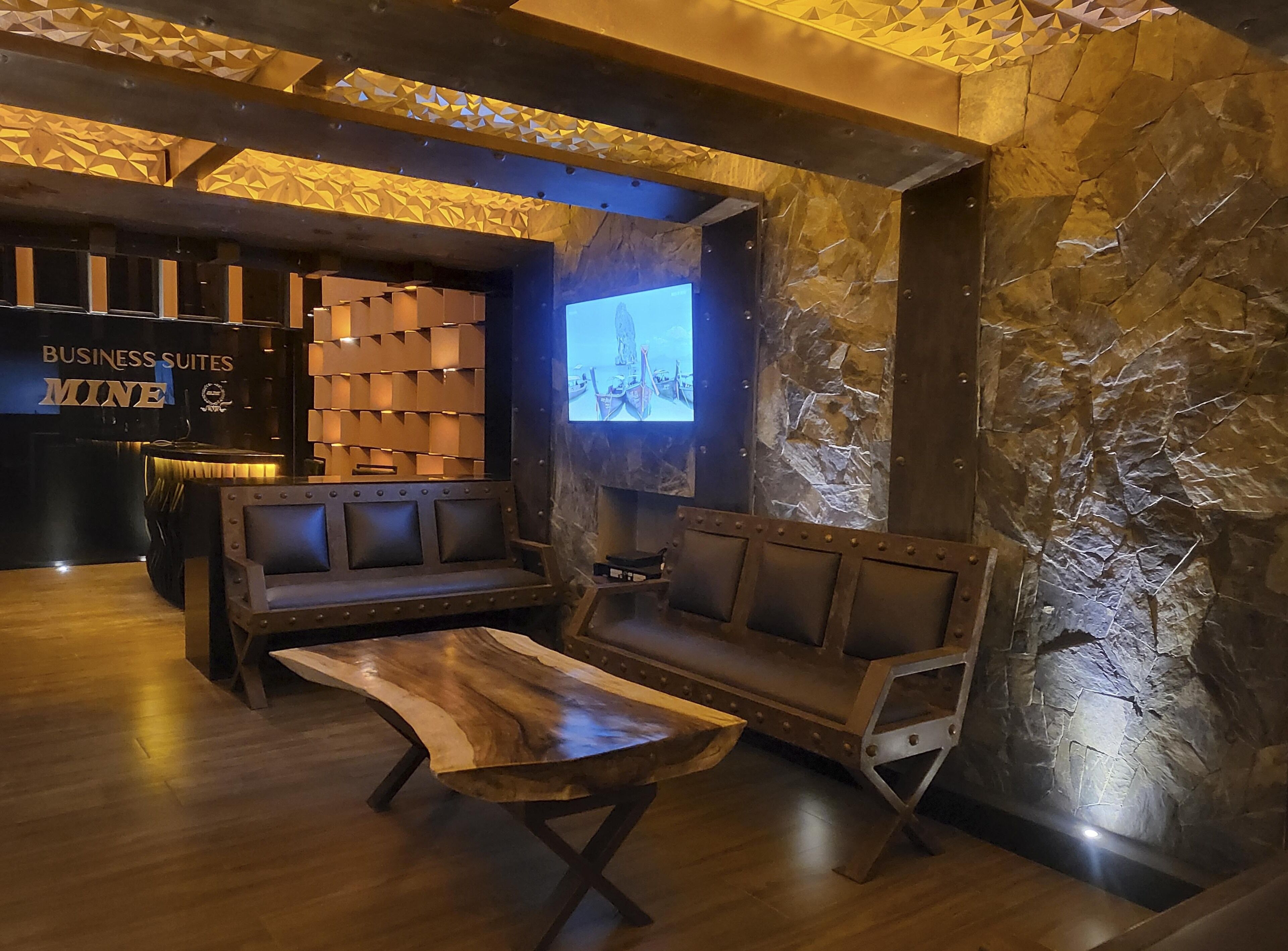 Suites Mine