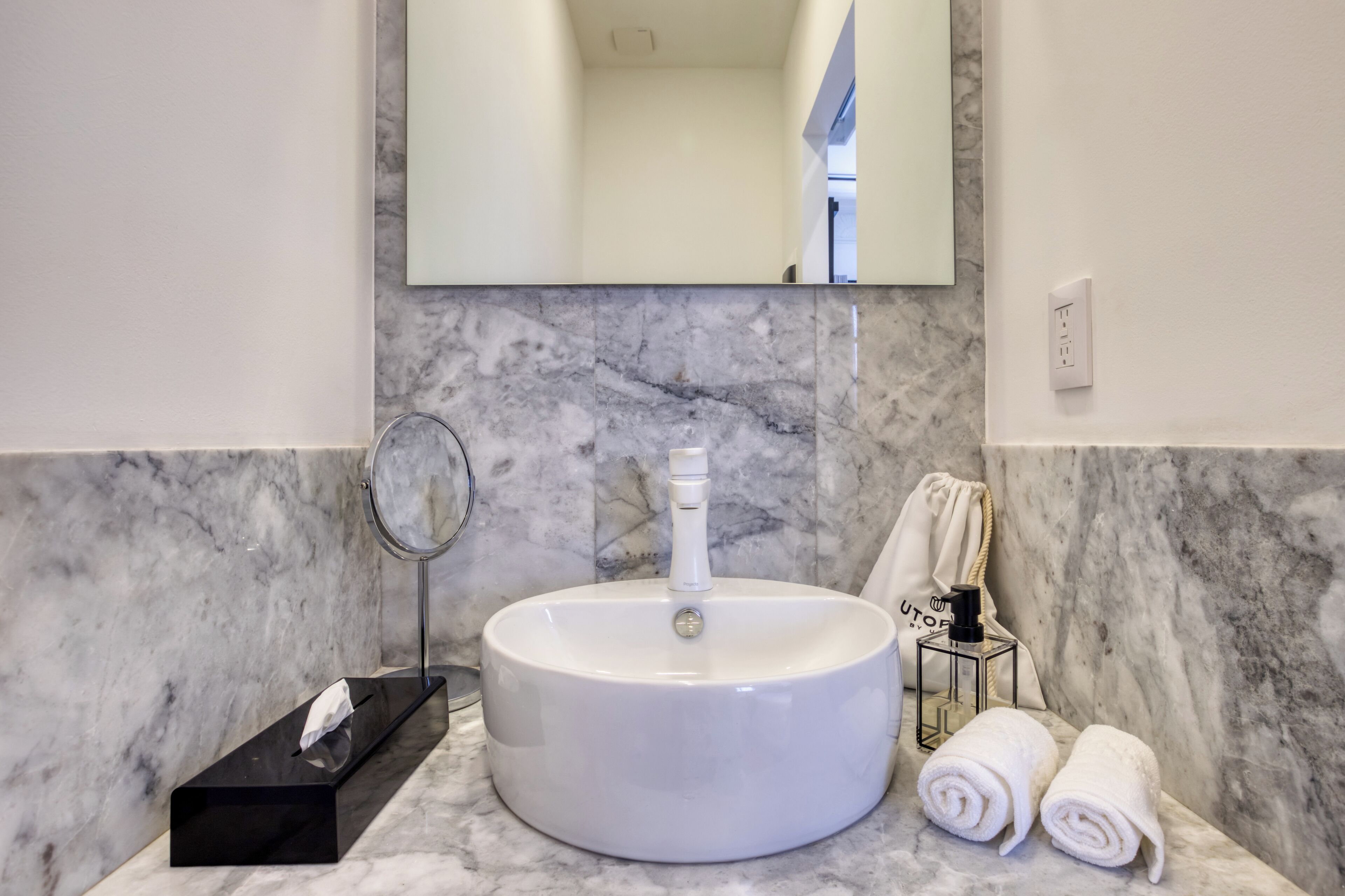 Utopic Campos Eliseos By Uliv