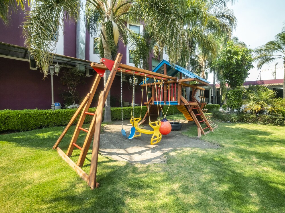 Las Iglesias by OYO Rooms