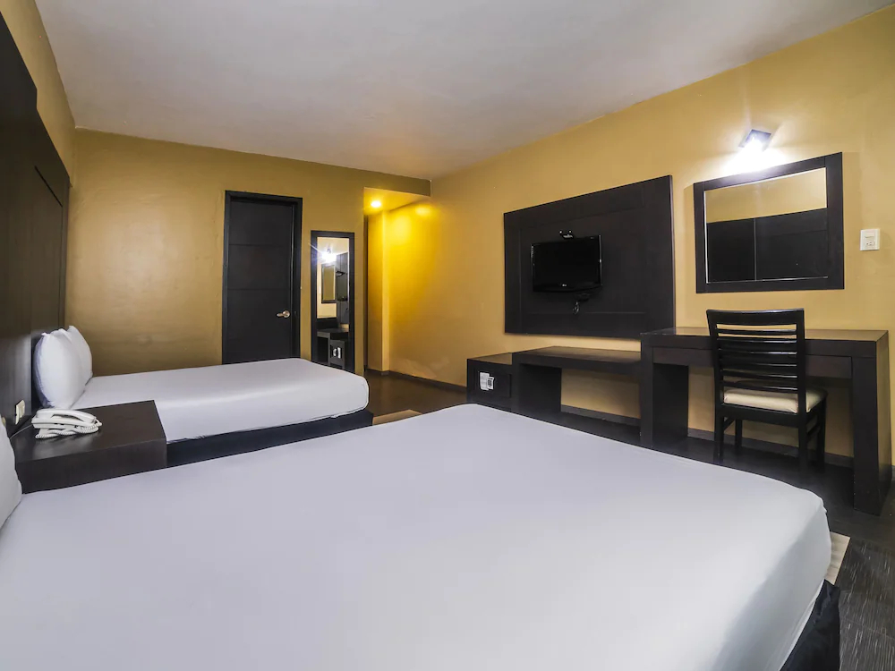 Las Iglesias by OYO Rooms