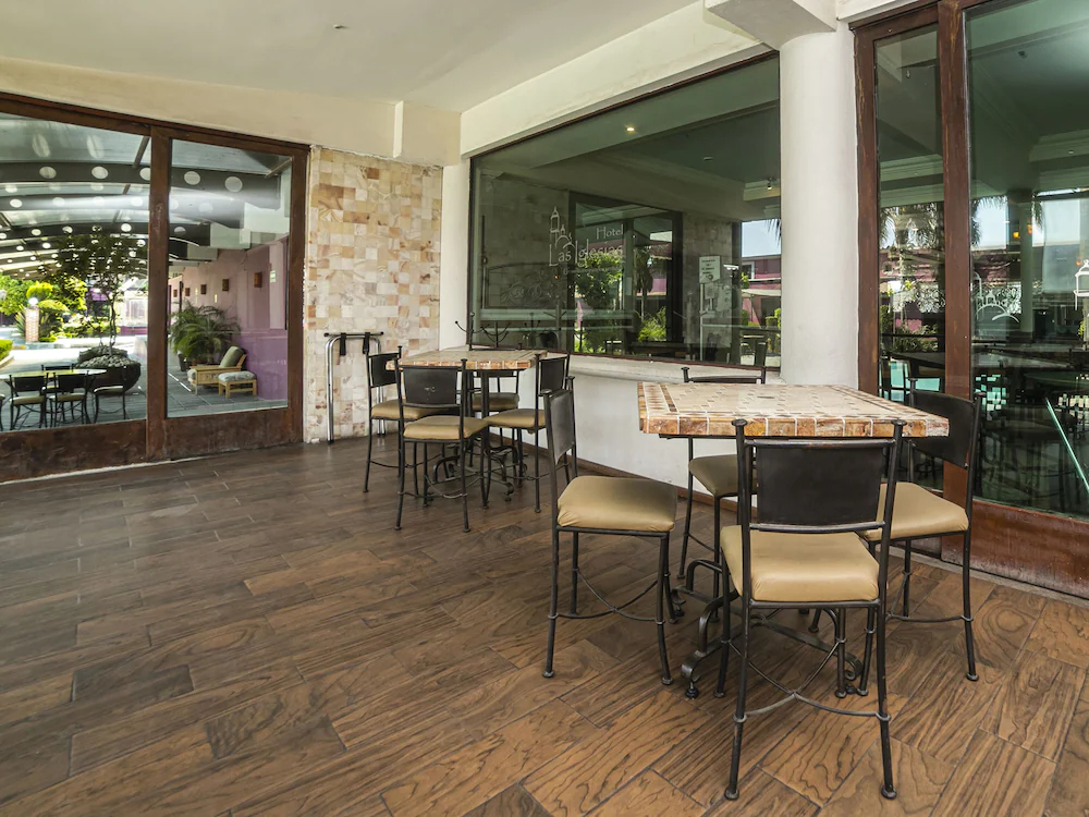 Las Iglesias by OYO Rooms