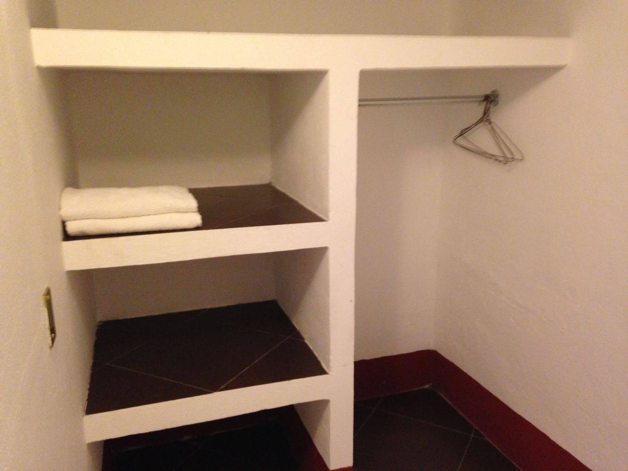 Ayenda Mesón Del Río