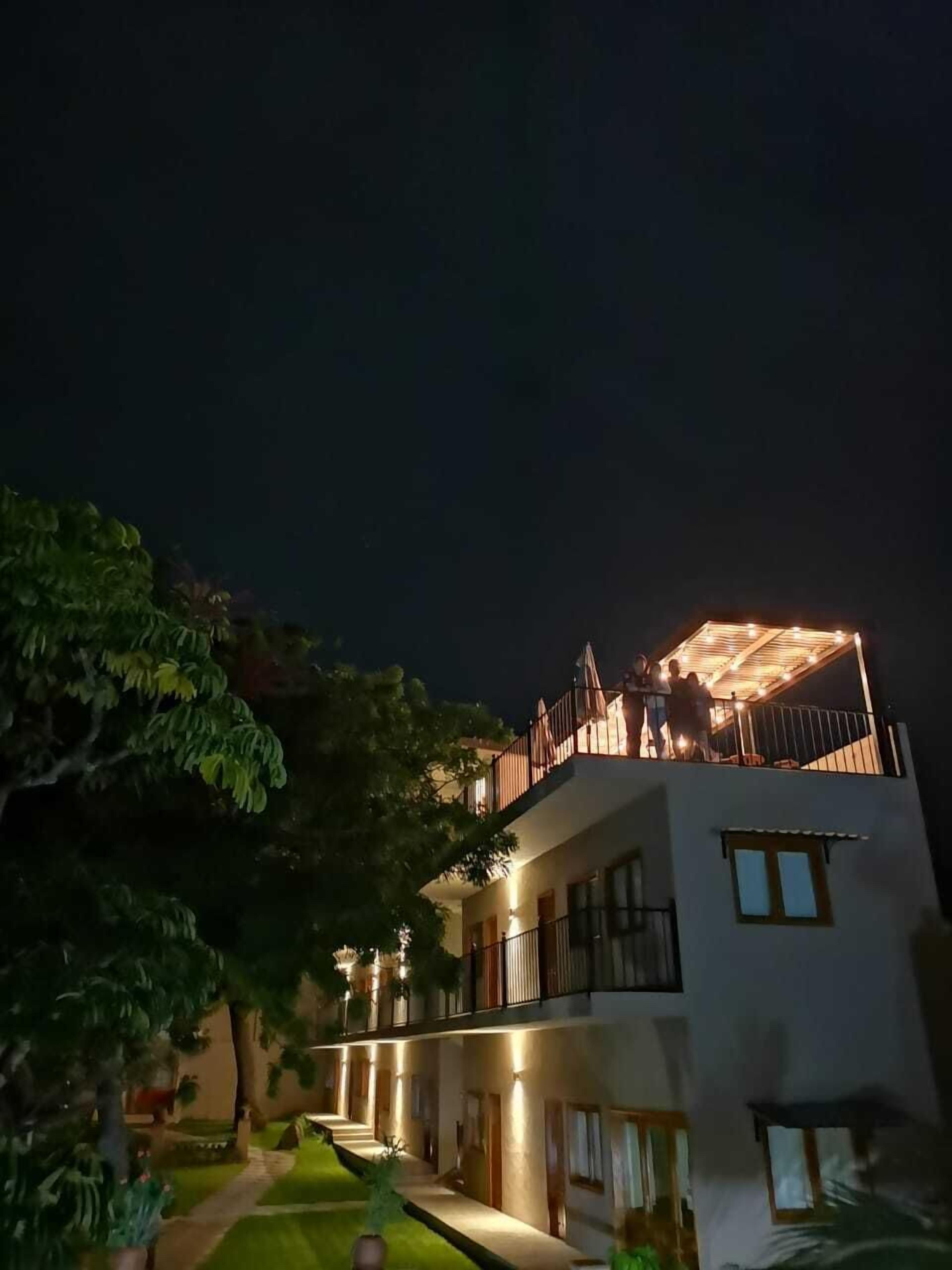 Artesanos 11 by Rotamundos